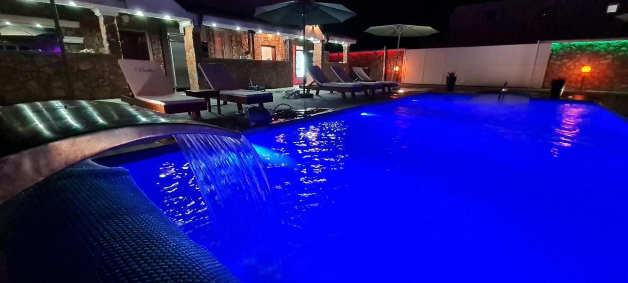 Motel Bella Ljesevo Kültér fotó